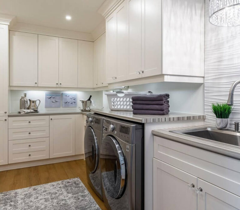 garage-to-utility-room.jpg